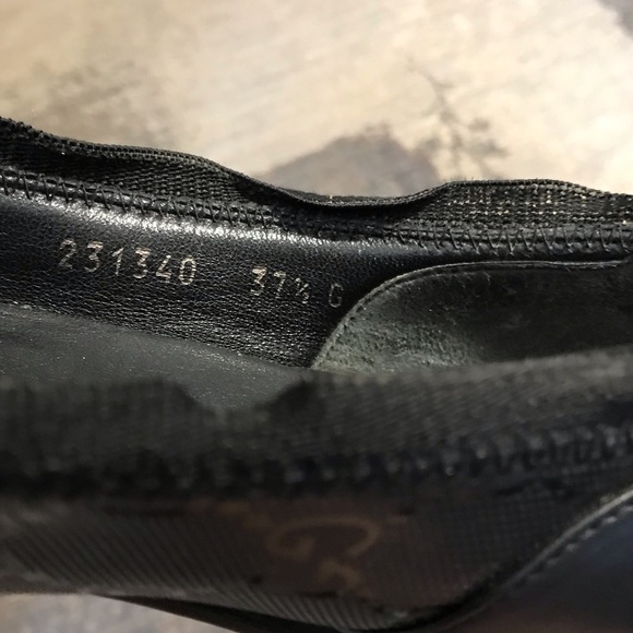 Gucci Black GG Logo flats Size 7.5 G - Picture 15 of 16